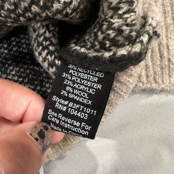 Blu Pepper Black and Tan Argyle Crewneck Sweater - Picture 3 of 4